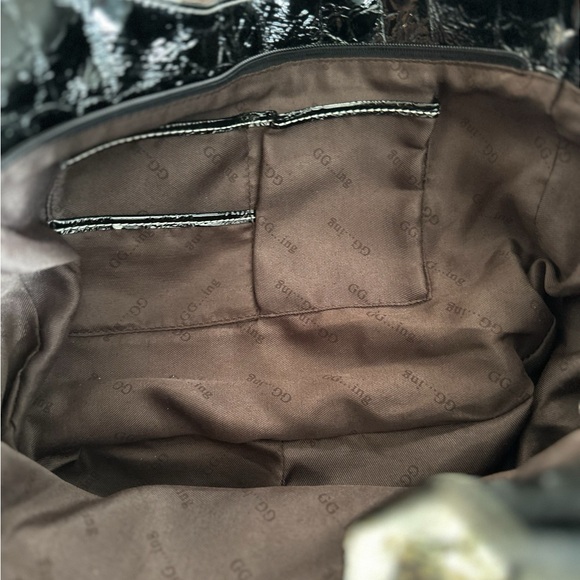 GG…ing zebra and black patent leather baguette shoulder bag - Picture 5 of 6